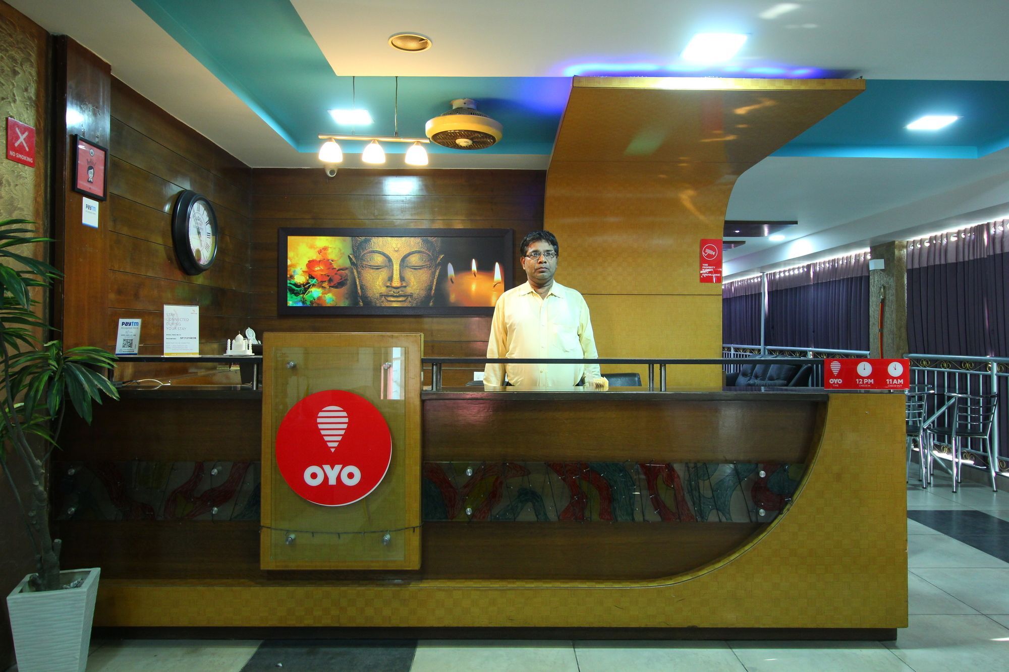 Oyo 4161 Hotel Shailly Inn Ahmedabad Buitenkant foto