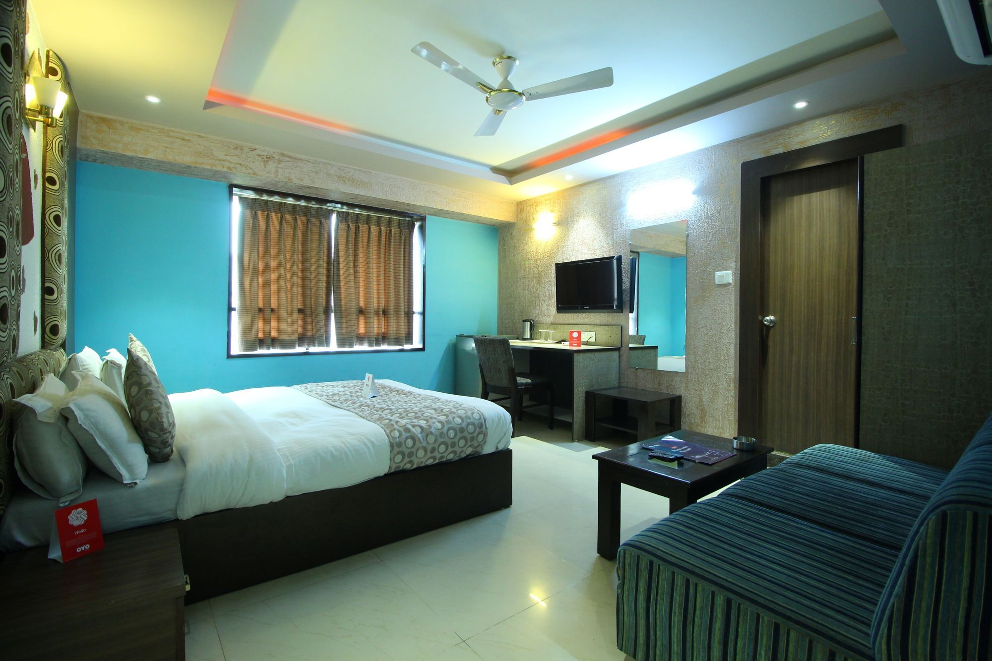 Oyo 4161 Hotel Shailly Inn Ahmedabad Buitenkant foto