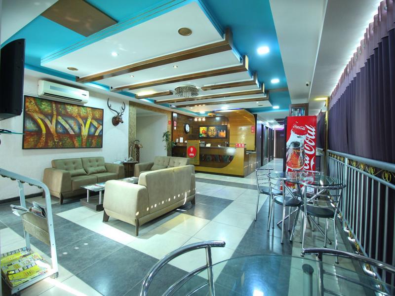 Oyo 4161 Hotel Shailly Inn Ahmedabad Buitenkant foto